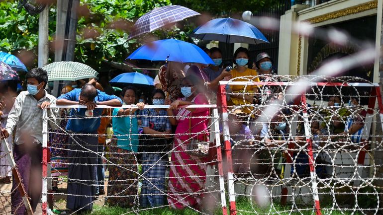 L'armée birmane annonce l'amnistie de 2000 prisonniers