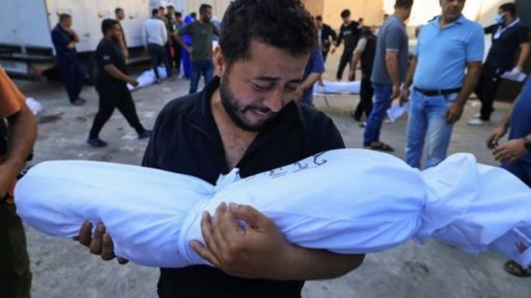 Guerre Israël-Gaza  : le ministère de la Santé du Hamas annonce un bilan de 8525 morts à Gaza