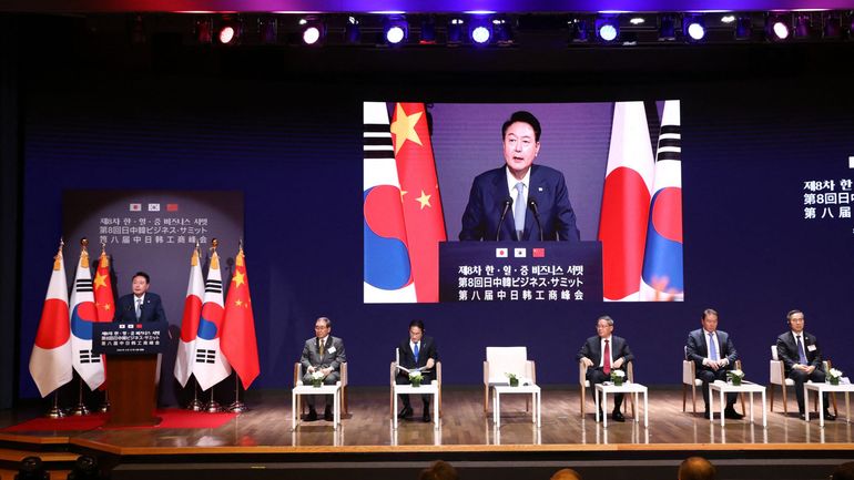 Les dirigeants sud-coréens, chinois et japonais se sont rencontrés lundi à Séoul pour leur premier sommet depuis près de cinq ans
