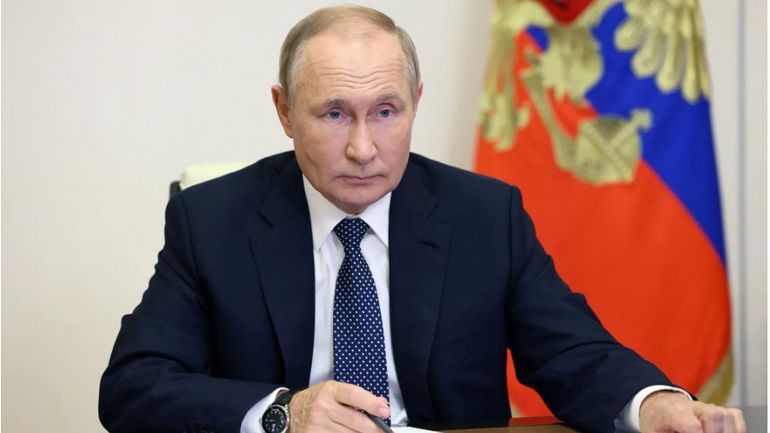 Discours de nouvel an de Vladimir Poutine : « Un discours de plus en plus orwellien qui met en scène une réalité parallèle »