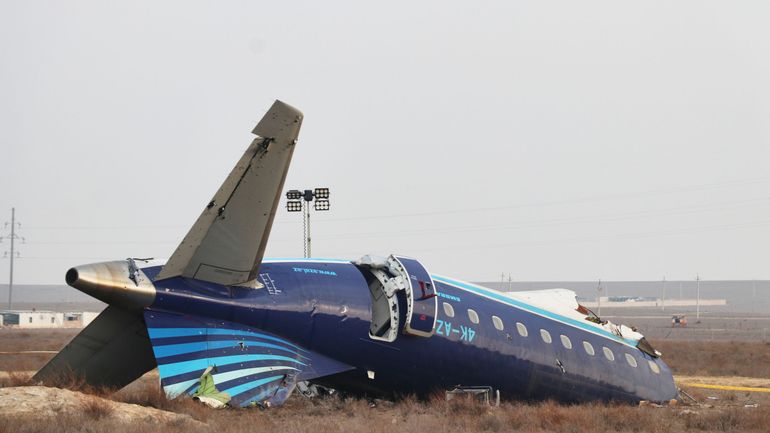 Crash d'un avion au Kazakhstan : l'avion probablement endommagé par des 