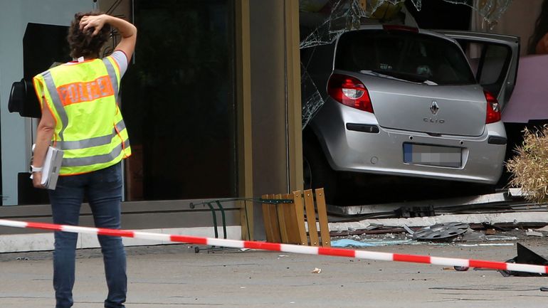 Berlin : placement en psychiatrie du chauffard qui a lancé sa voiture sur des piétons