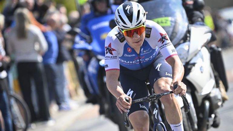 Direct commenté - Tour de Suisse : une 2e étape qui devrait convenir à Remco Evenepoel