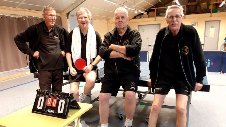 Les Papys Pongistes : "On a viré le coach qui nous faisait courir autour des tables"