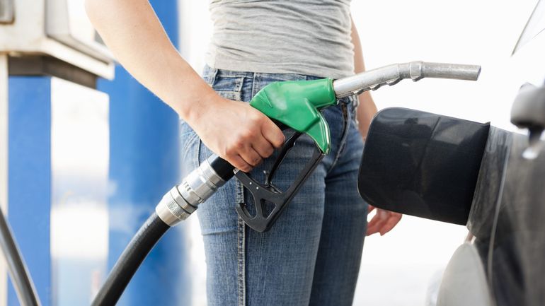 Le prix de l'essence atteint ce mercredi son plus bas niveau depuis décembre 2022