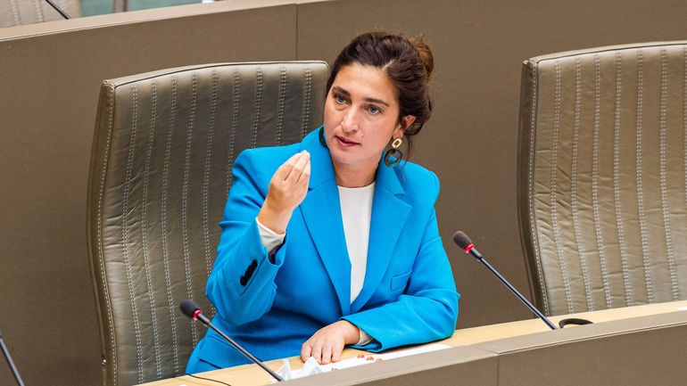 Zuhal Demir demande à l'Europe d'abaisser l'objectif de CO2 de la Belgique