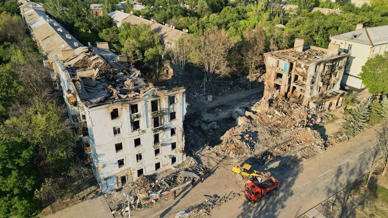Guerre en Ukraine : Kiev ordonne l'évacuation de civils dans l'est, où les troupes russes continuent d'avancer