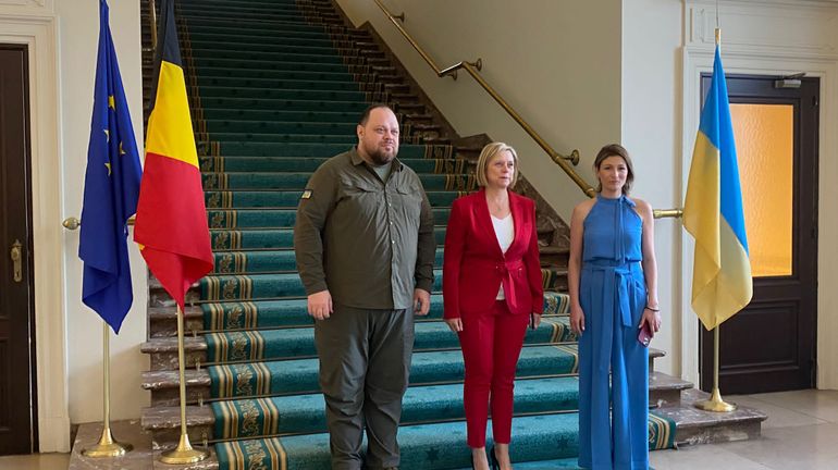 La présidente de la Chambre des représentants, Eliane Tillieux, a rencontré ce lundi 13 juin, le président du Parlement ukrainien, Ruslan Stefanchuk. Il était accompagné de la vice-ministre ukrainienne des Affaires étrangères, Emine Dzhaparova. 