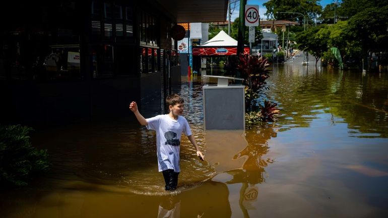 Inondations en Australie : des dizaines de milliers de personnes évacuées