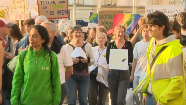 Environ 700 personnes dans les rues de Bruxelles pour le climat : 