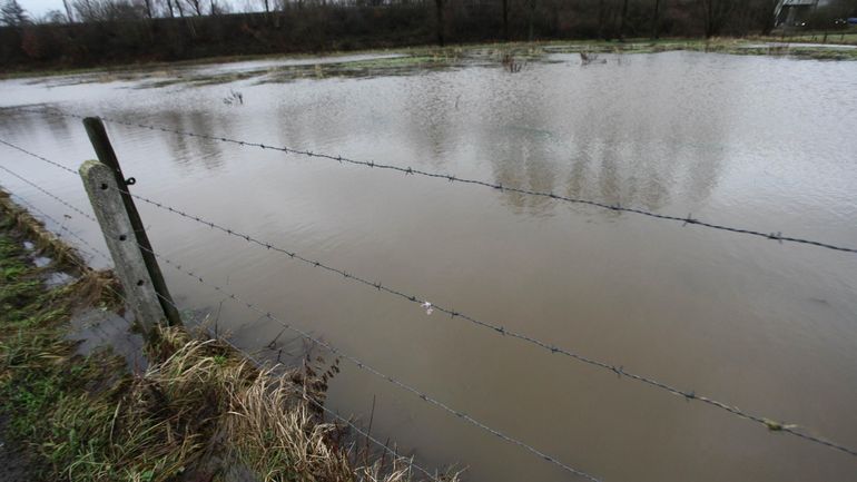 Fortes pluies : la Senette, la Senne, le Canal Charleroi-Bruxelles et la Dendre en état d’alerte de crue