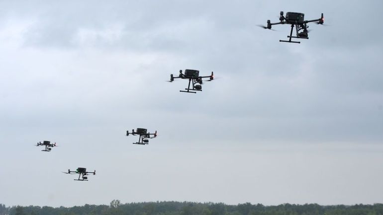 Guerre en Ukraine : des drones au coeur du champ de bataille et des débats lors des midterms aux États-Unis