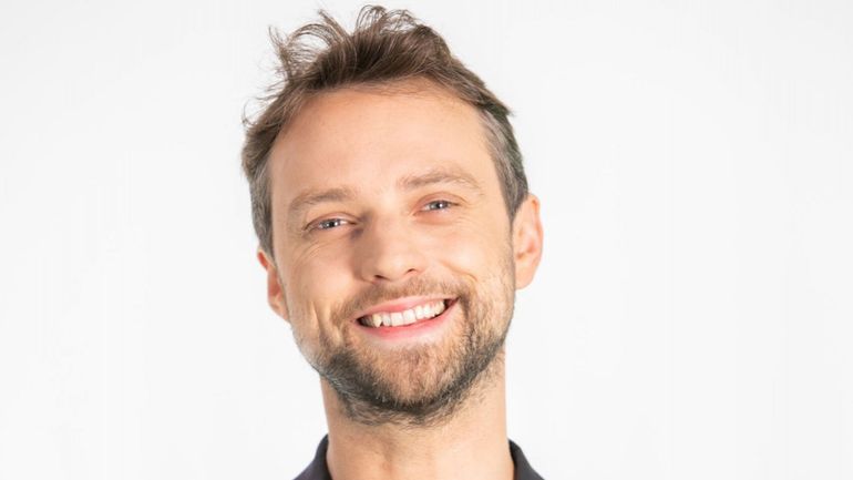 "Le shutdown moral, c’est toutes nos petites défaites intérieures", explique Simon Brunfaut