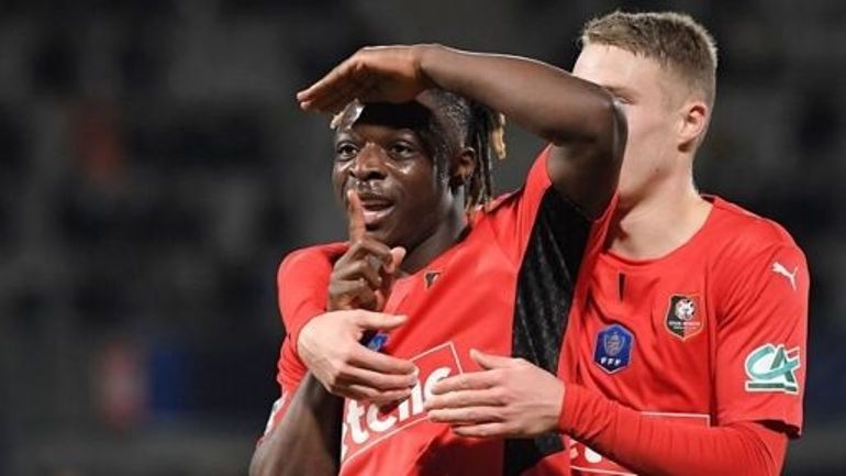 Jérémy Doku retrouve le chemin du but en match amical avec Rennes