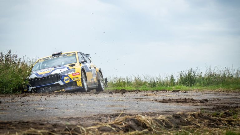 Ypres Rally, spéciale de qualification : Neuville et Boonen assurent le spectacle, Potty devance Verstappen d'un souffle