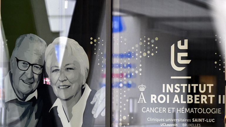 Le roi Albert II inaugure le nouvel institut oncologique qui porte son nom à Saint-Luc