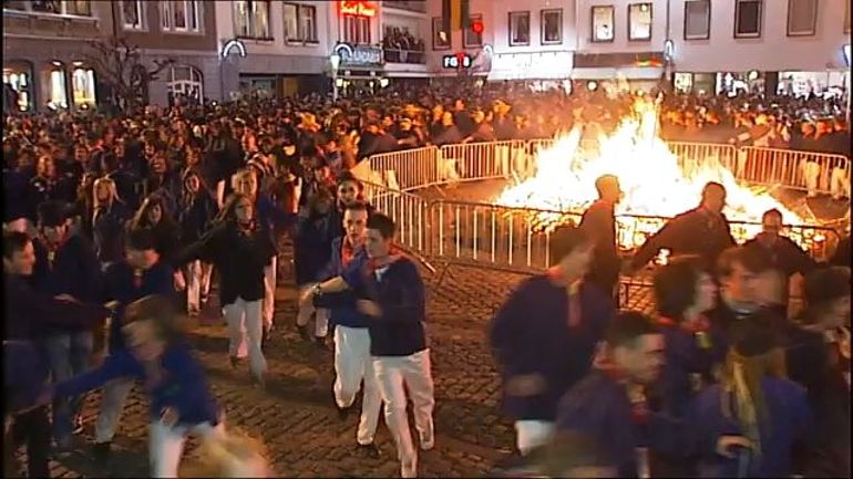 Congé le Mardi Gras : pas dans toutes les écoles, certaines ont congé Lundi Gras, ou à d'autres dates