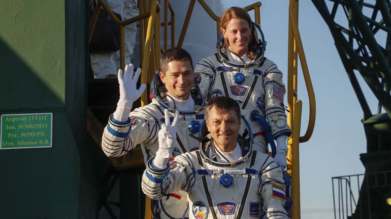 Décollage vers l'ISS d'une fusée Soyouz avec deux Russes et une Américaine à son bord, 
