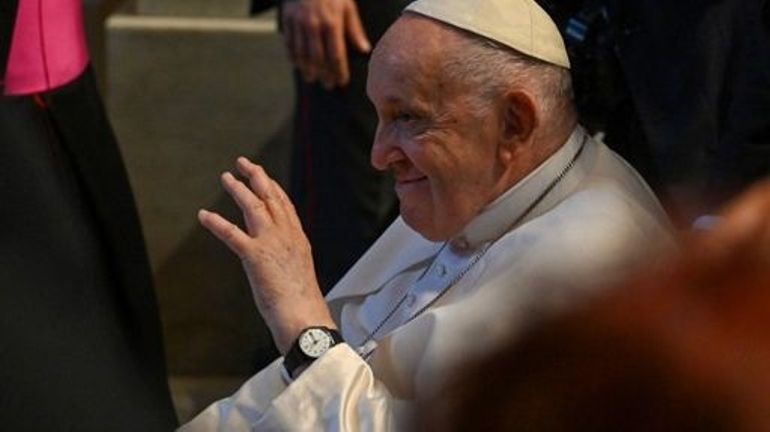 Le pape François admis à l'hôpital pour des examens de contrôle
