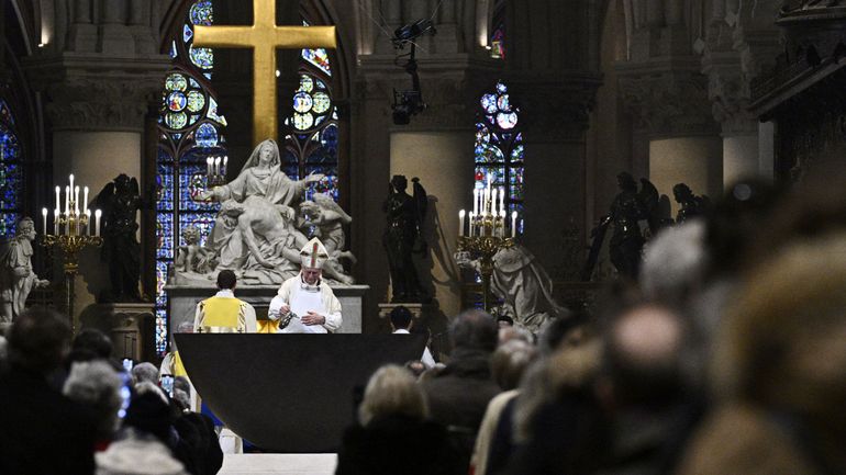 Cinq ans plus tard, les fidèles retrouvent la cathédrale : revivez la messe de réouverture de Notre-Dame de Paris