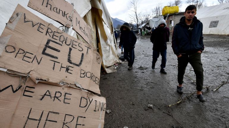 Bosnie: des migrants prêts à passer par des champs de mines pour tenter de rejoindre l'UE
