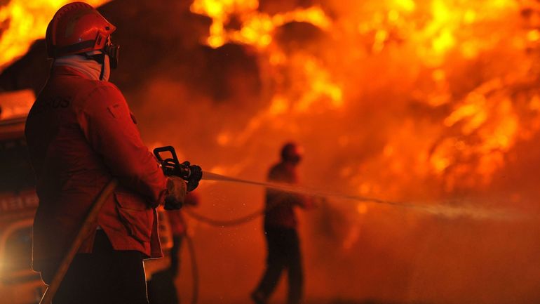 L'Algarve, au Portugal, à son tour touchée par un feu de forêt