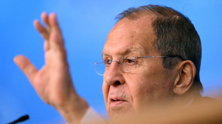 Guerre en Ukraine : Sergueï Lavrov, chef de la diplomatie russe, salue le ton de Trump sur l'Ukraine et attend du concret