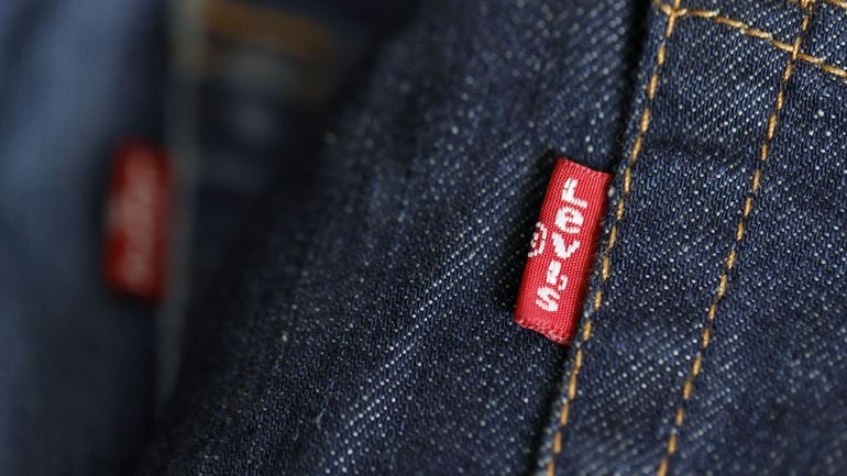 Invasion de l'Ukraine : Levi's suspend ses activités et ses investissements en Russie