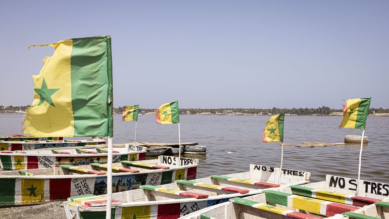 Sénégal : le célèbre lac Rose retrouve sa couleur emblématique& et ses touristes enchantés