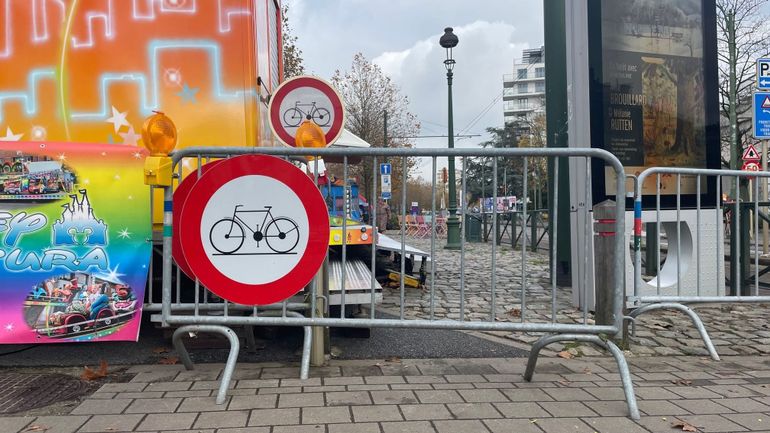 Cyclistes en colère à Auderghem : la foire a encore été organisée sur la piste cyclable du Boulevard du Souverain