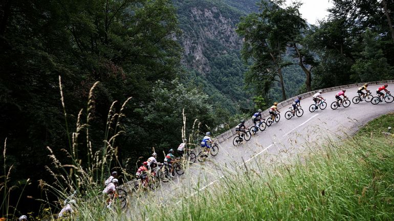 Tour de Suisse : 6e étape raccourcie de 67 km, à cause d'énormes chutes de pierres (direct commenté 12h30)