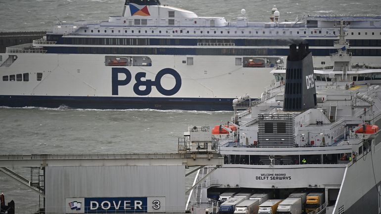 P&O Ferries : des Indiens payés 2,38 dollars de l'heure pour remplacer l'équipage britannique, dénonce un syndicat