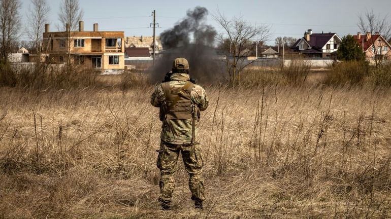 Guerre en Ukraine : dans les environs de Kiev, les démineurs sont à l'oeuvre