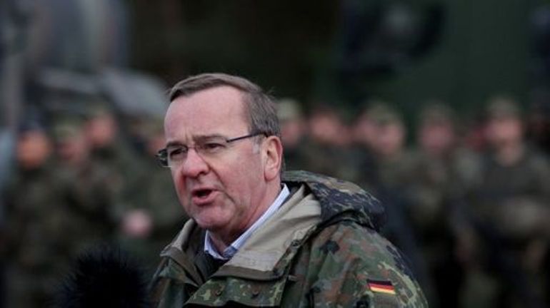 Guerre en Ukraine : le ministre allemand de la Défense estime acceptables des frappes ukrainiennes ciblées en Russie