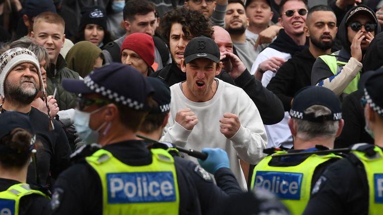 Coronavirus en Australie: plus de 200 arrestations à Melbourne lors d'un rassemblement anti-confinement, et six policiers hospitalisés