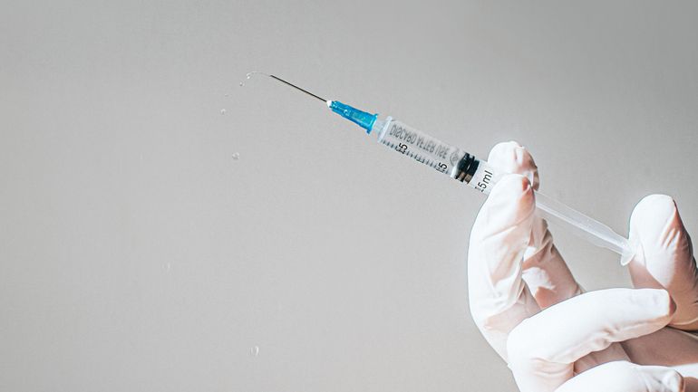 Un vaccin ciblant Covid et grippe, nouveau projet de l'alliance Pfizer-BioNTech