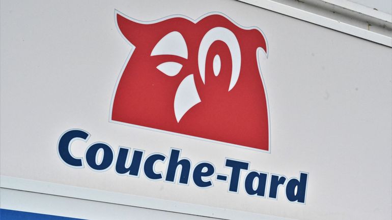 Qui est Couche-Tard, partenaire de Total Energies pour gérer les stations-service belges ?