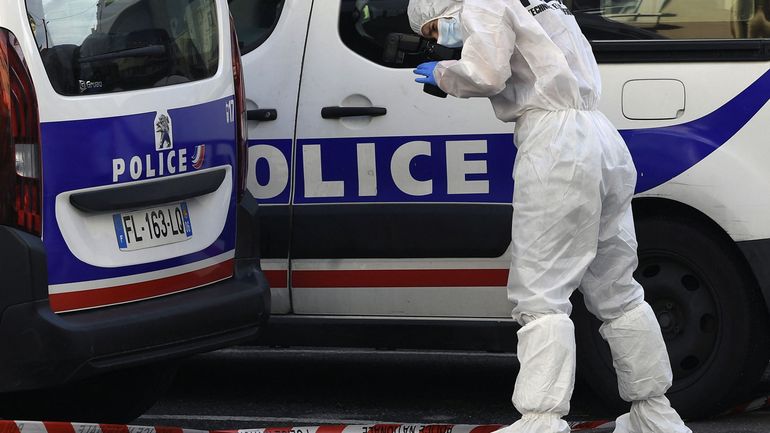 Policiers attaqués à Cannes: trois interpellations dans l'entourage de l'agresseur