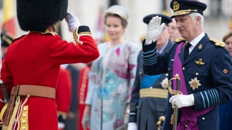 Le couple royal à Londres pour un hommage aux Belges tombés pendant les deux guerres