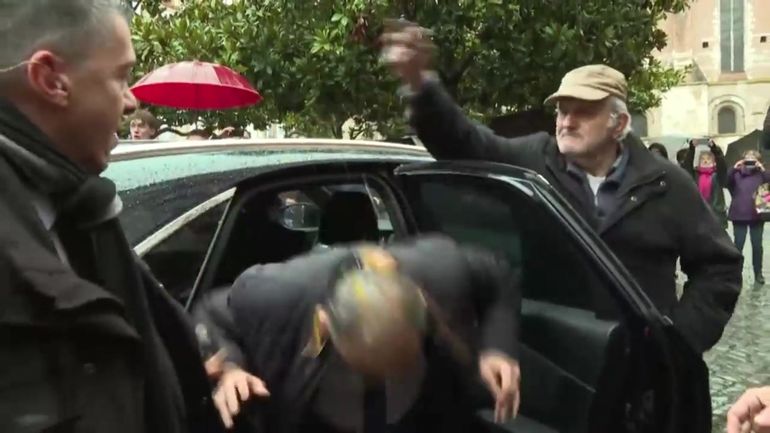 En déplacement dans le Sud-Ouest, Eric Zemmour reçoit un oeuf sur la tête (vidéo)