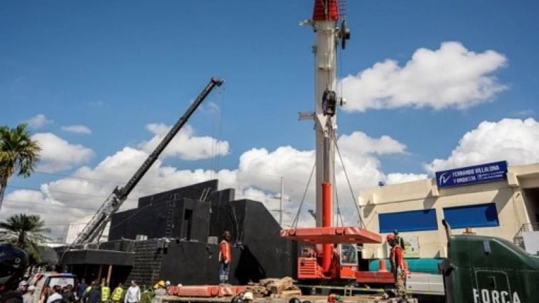 République dominicaine : le toit d'une discothèque s'effondre en plein concert et fait 98 morts