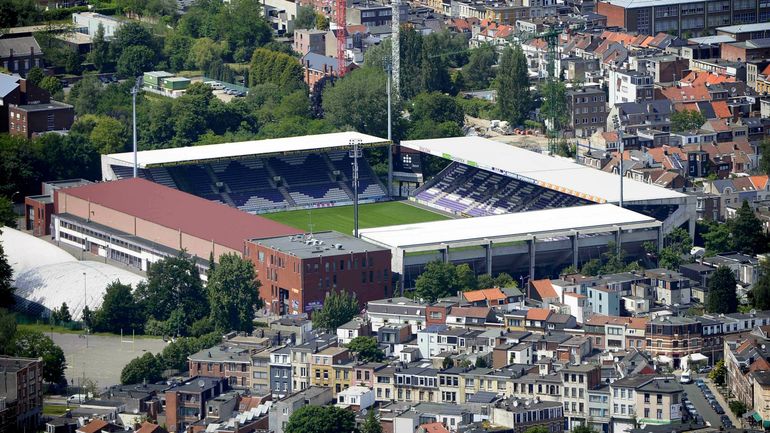 Anvers : vingt-deux hooligans du Beerschot condamnés pour des bagarres