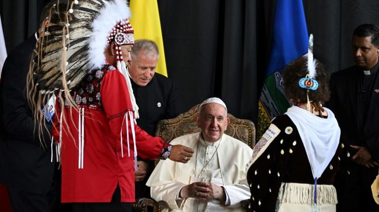 Au Canada, le pape François entame sa mission de réconciliation auprès des autochtones