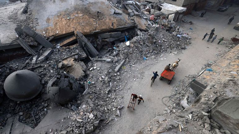 Guerre Israël-Gaza : des centaines de personnes affamées fuient le nord de Gaza vers le sud