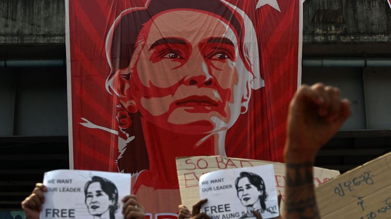 Réactions internationales face à la condamnation d'Aung San Suu Kyi : 