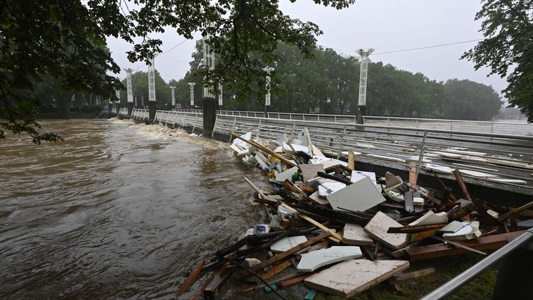 Intempéries : nouvel avertissement jaune aux orages pour la journée de lundi