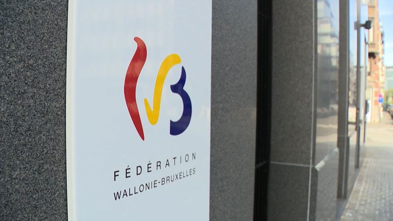 Des experts proposent des économies en Fédération Wallonie-Bruxelles : accueil glacial sur le terrain