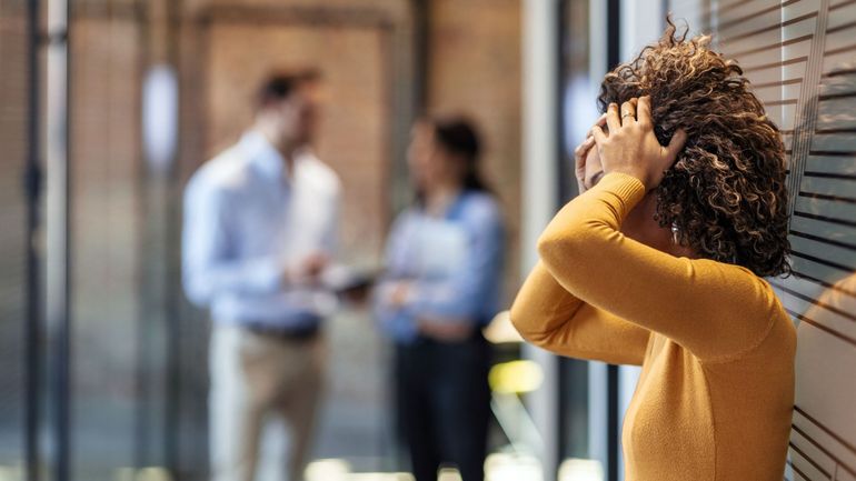 Harcèlement moral : le plus souvent de la rétention d'informations et des commérages
