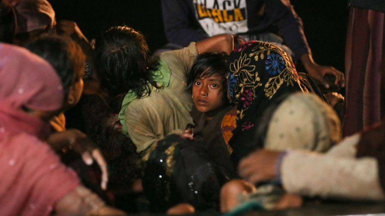 Washington qualifie les violences de l'armée birmane contre les Rohingyas de 