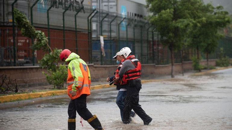 L'ouragan Nora touche le Mexique, une semaine après Grace